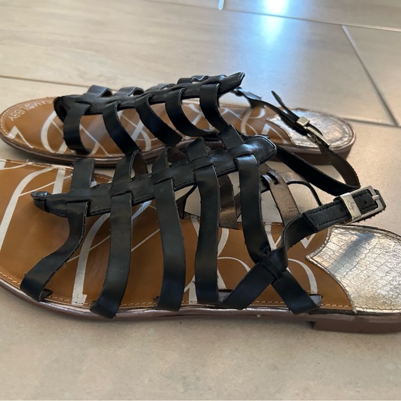Sam and Libby Woman’s Black Strappy Sandals - Picture 2 of 4